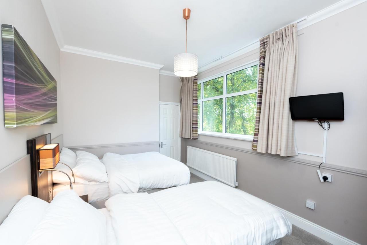 Uno Hotel Heathrow Windsor Slough Esterno foto