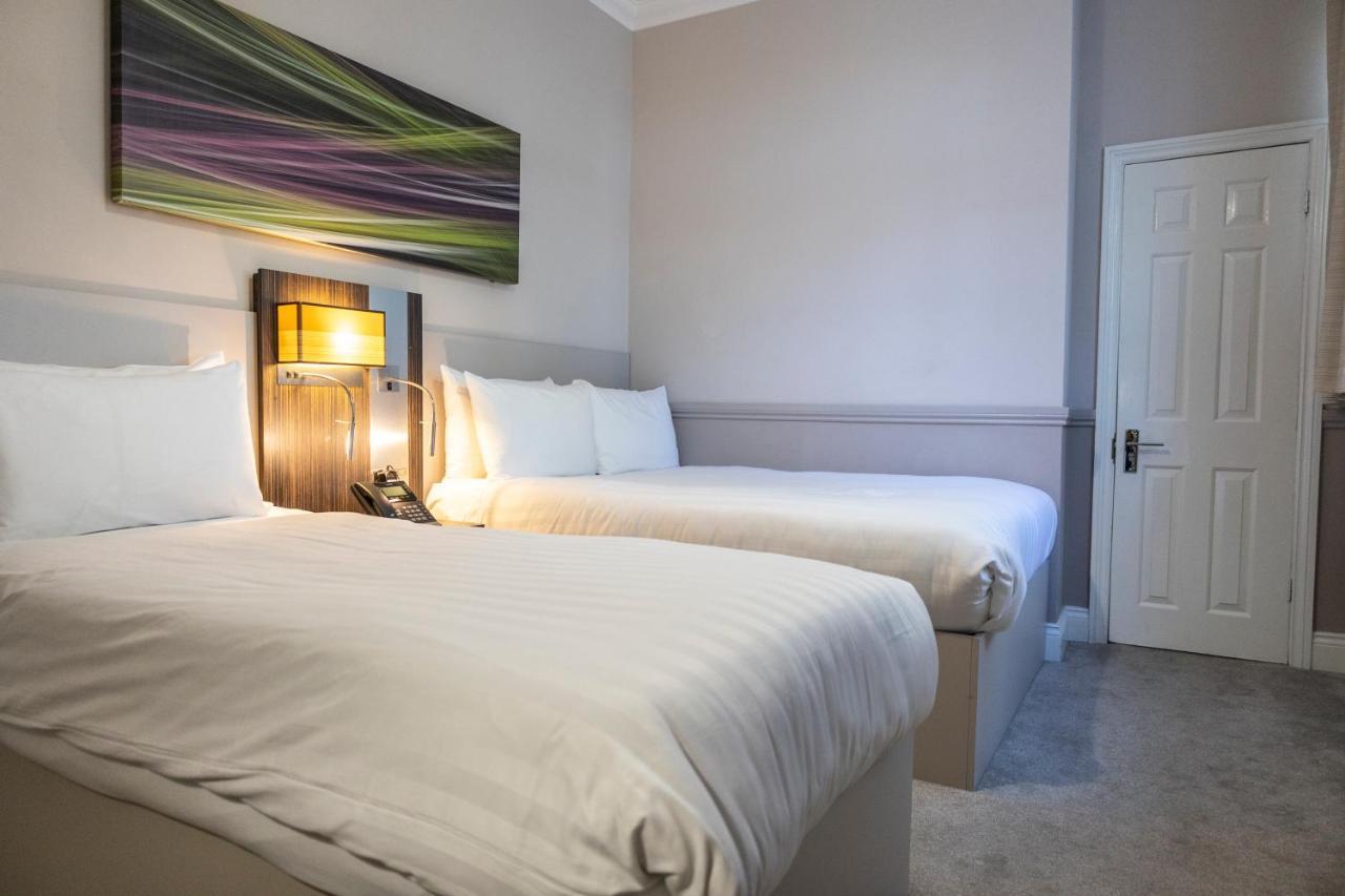 Uno Hotel Heathrow Windsor Slough Esterno foto