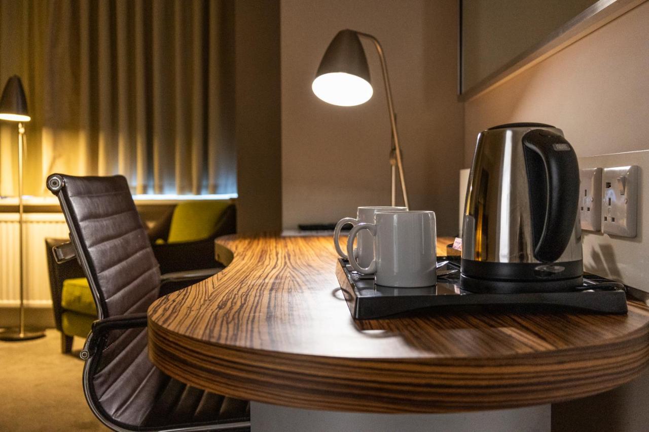Uno Hotel Heathrow Windsor Slough Esterno foto
