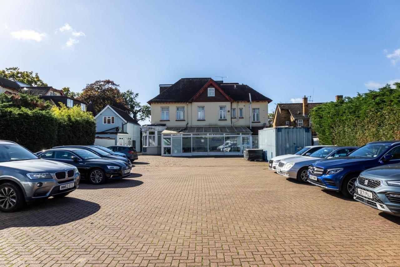 Uno Hotel Heathrow Windsor Slough Esterno foto