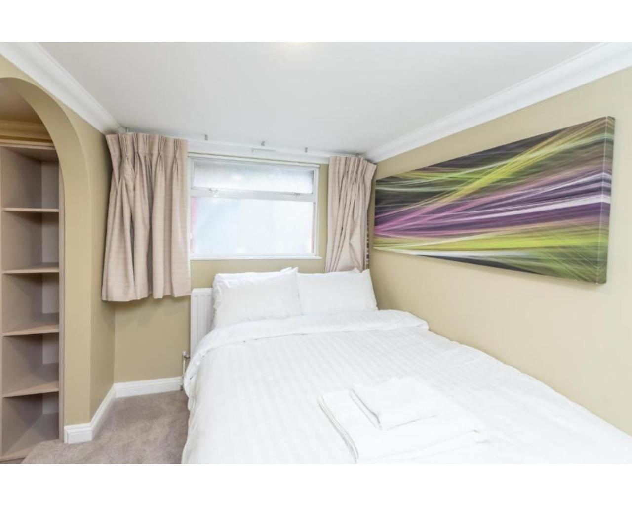 Uno Hotel Heathrow Windsor Slough Esterno foto